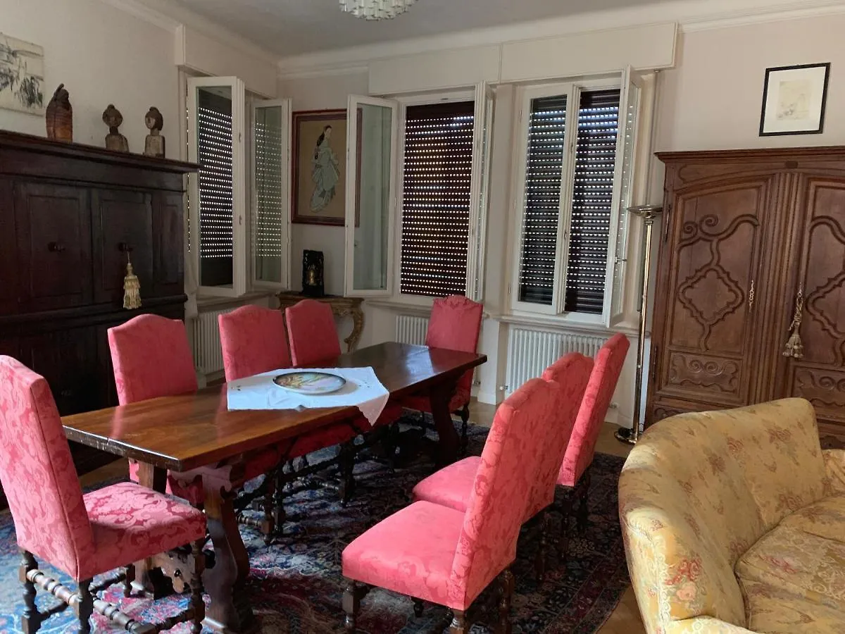 Vakantiehuis Elegante Appartamento In Centro A Cesena